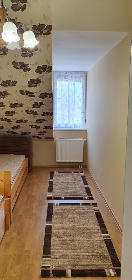 Vénusz Apartman Cserkeszőlő Exterior foto