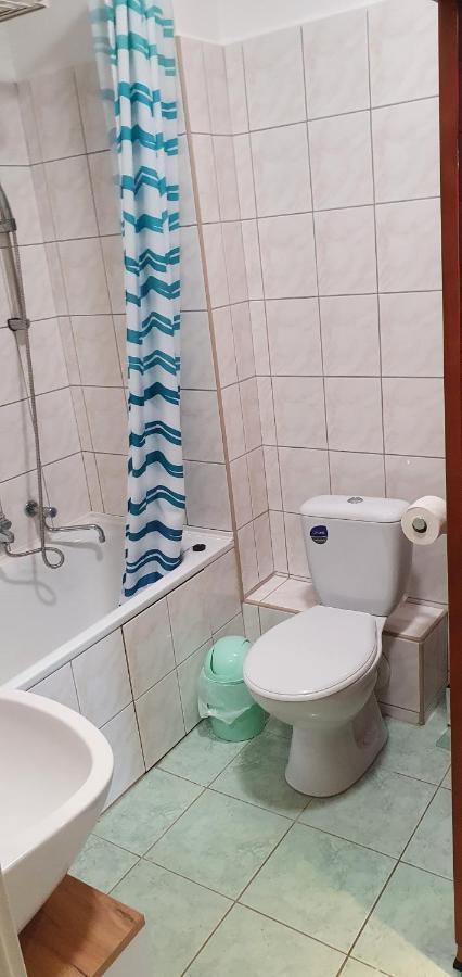 Vénusz Apartman Cserkeszőlő Exterior foto